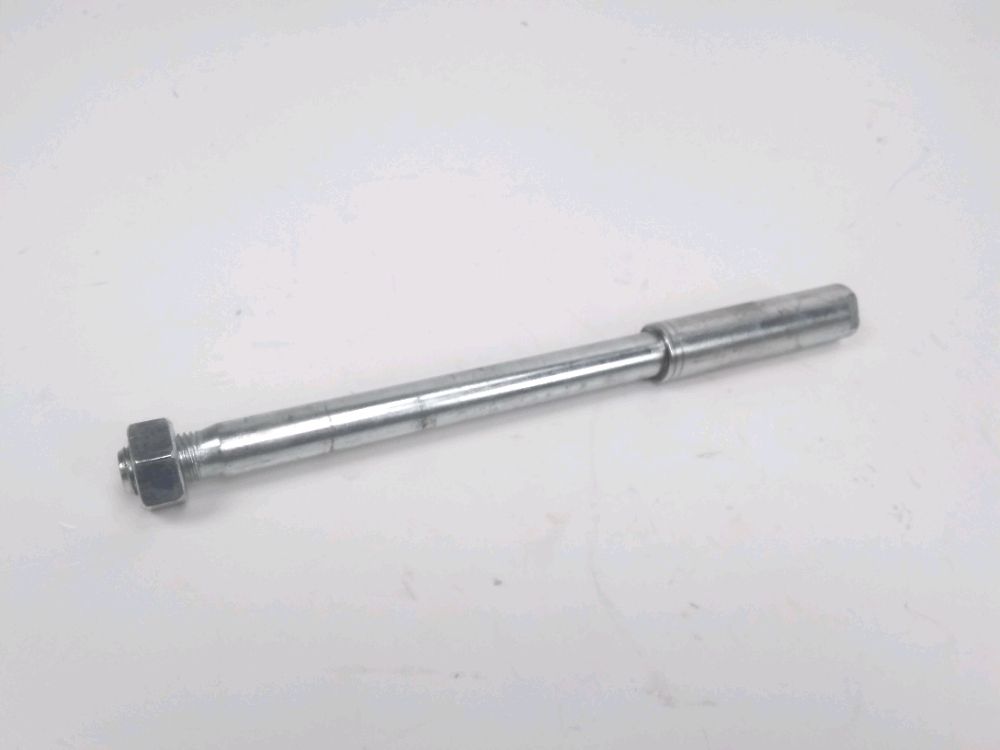 AXE DE ROUE AVANT