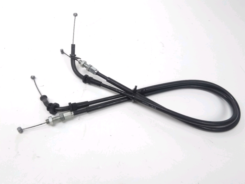 CABLE D'ACCELERATEUR