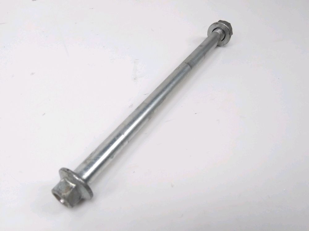 AXE DE ROUE AVANT