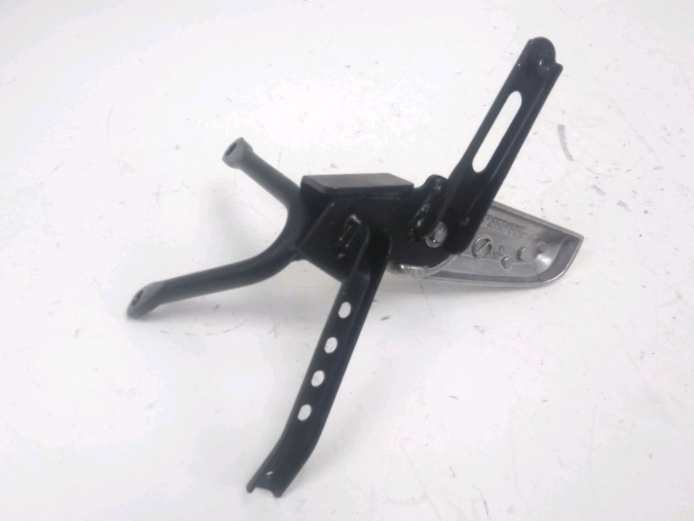 PLATINE ET REPOSE PIEDS ARRIERE DROIT