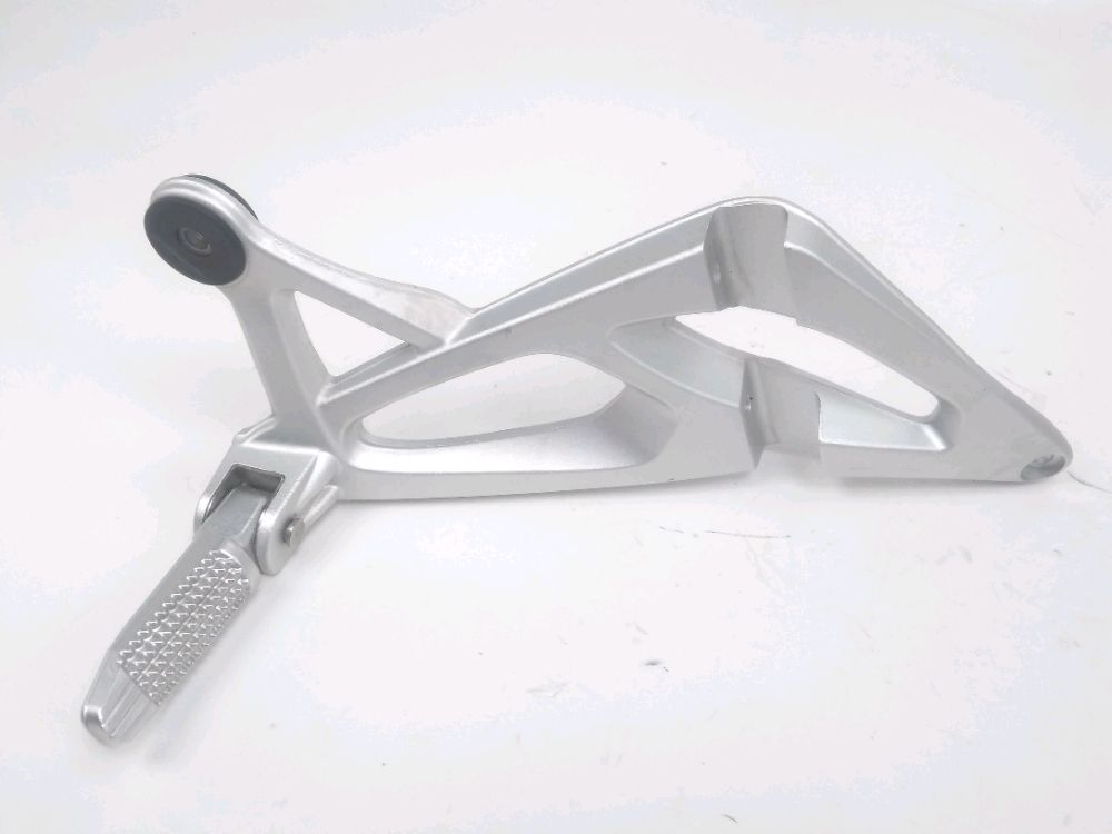 PLATINE ARRIERE DROITE COMPLETE