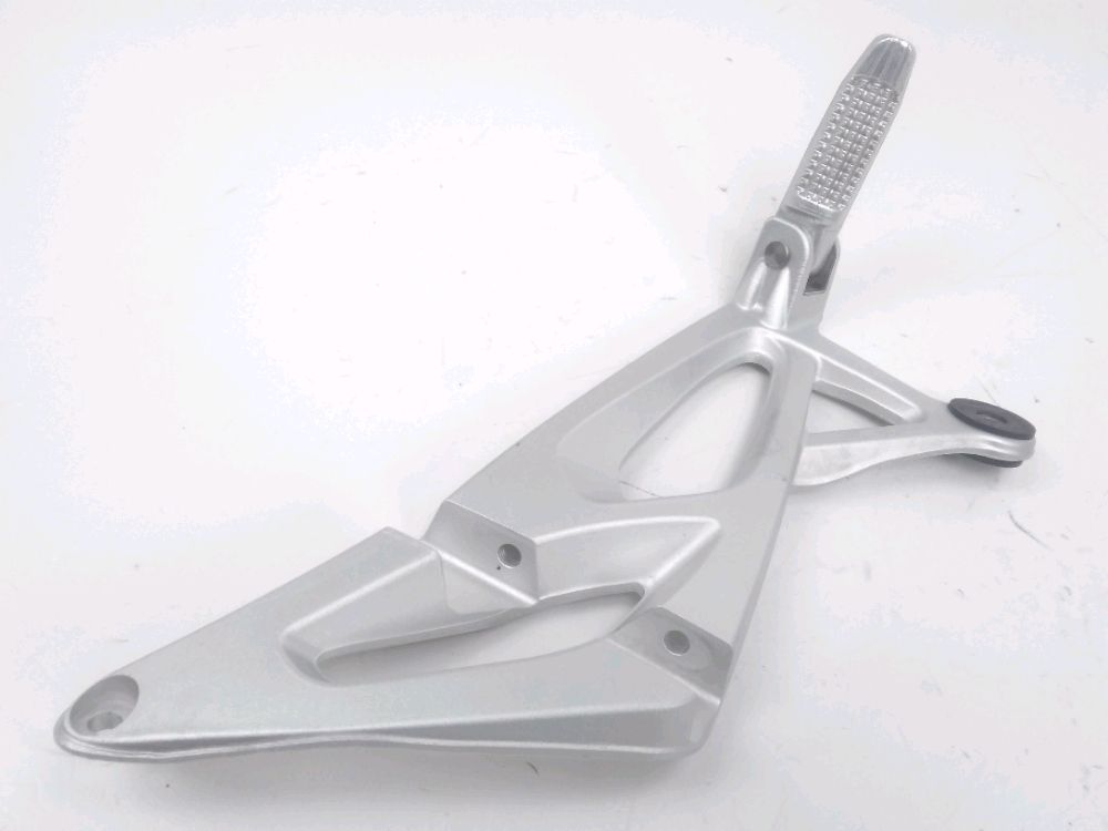 PLATINE ARRIERE DROITE COMPLETE