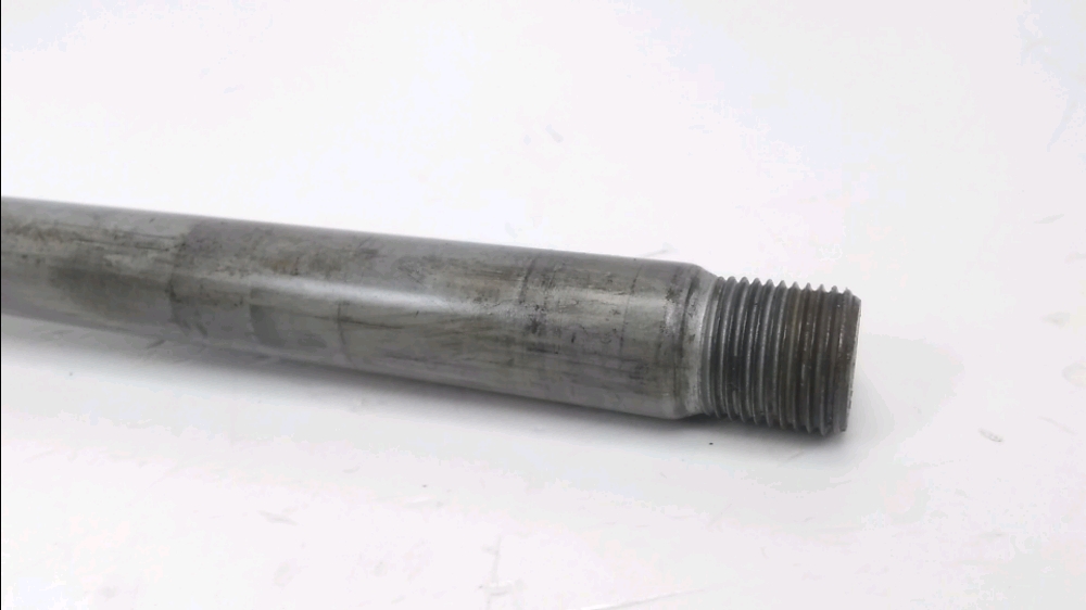 AXE DE ROUE ARRIERE
