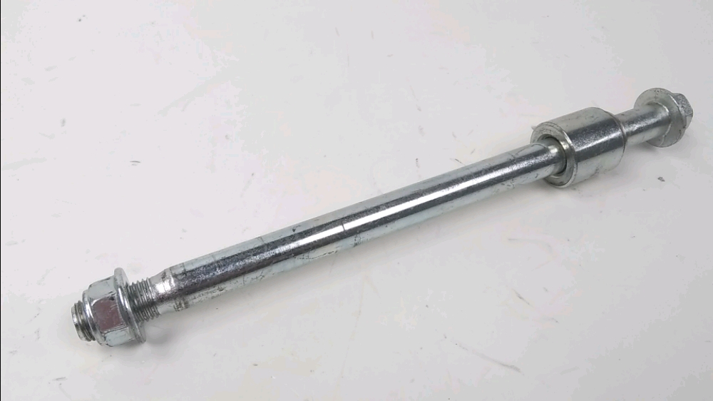 AXE DE ROUE AVANT
