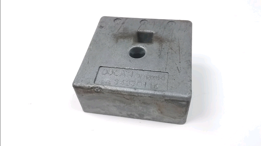 REGULATEUR DE TENSION