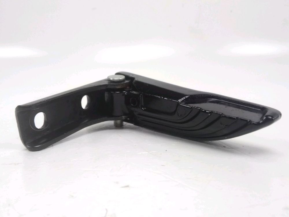 PLATINE ET REPOSE PIEDS ARRIERE DROIT