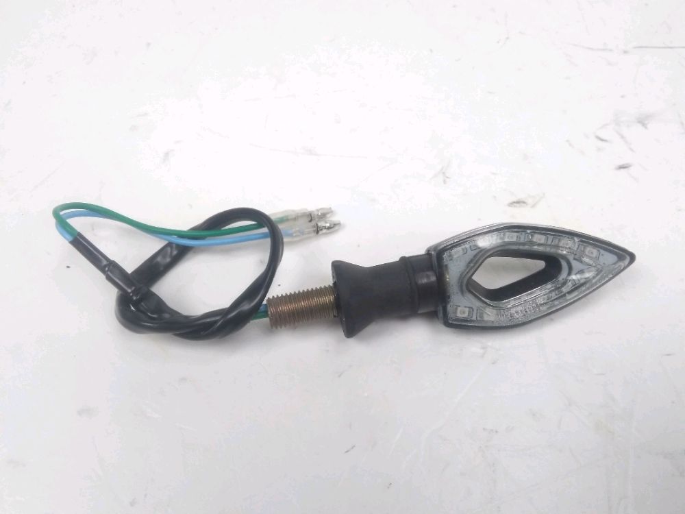 Clignotant arriere g