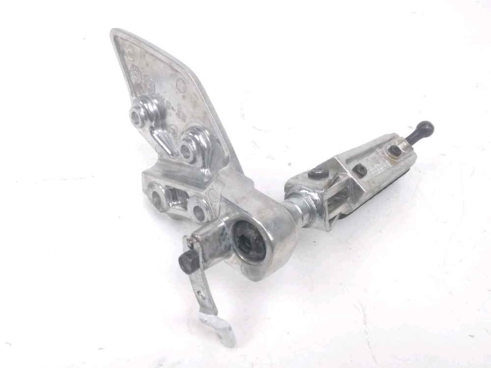 PLATINE AVANT DROITE COMPLETE