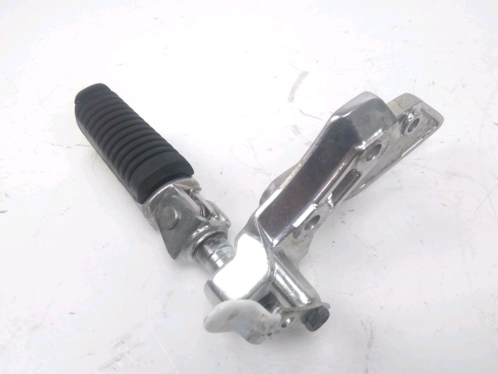 PLATINE AVANT DROITE COMPLETE