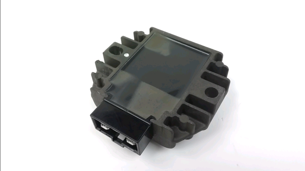 REGULATEUR DE TENSION