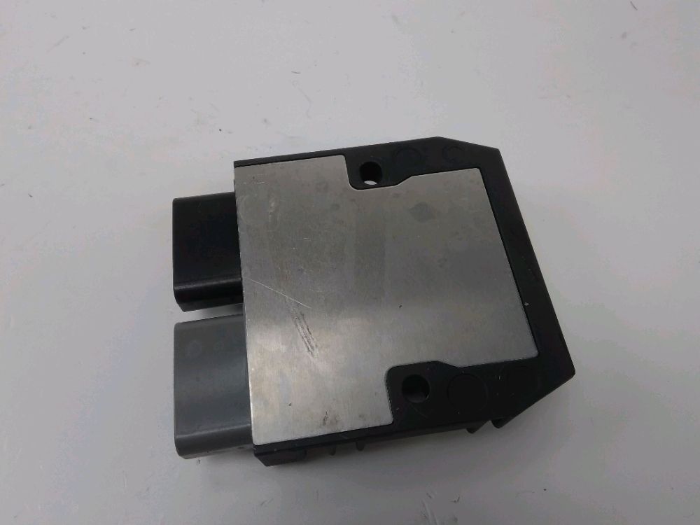 REGULATEUR DE TENSION