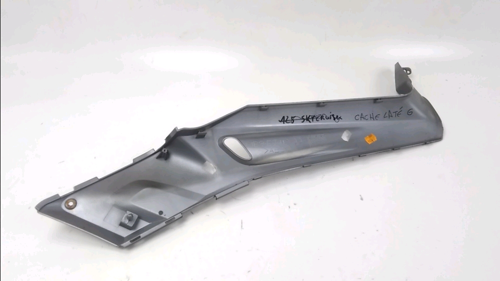 CACHE LATERAL GAUCHE