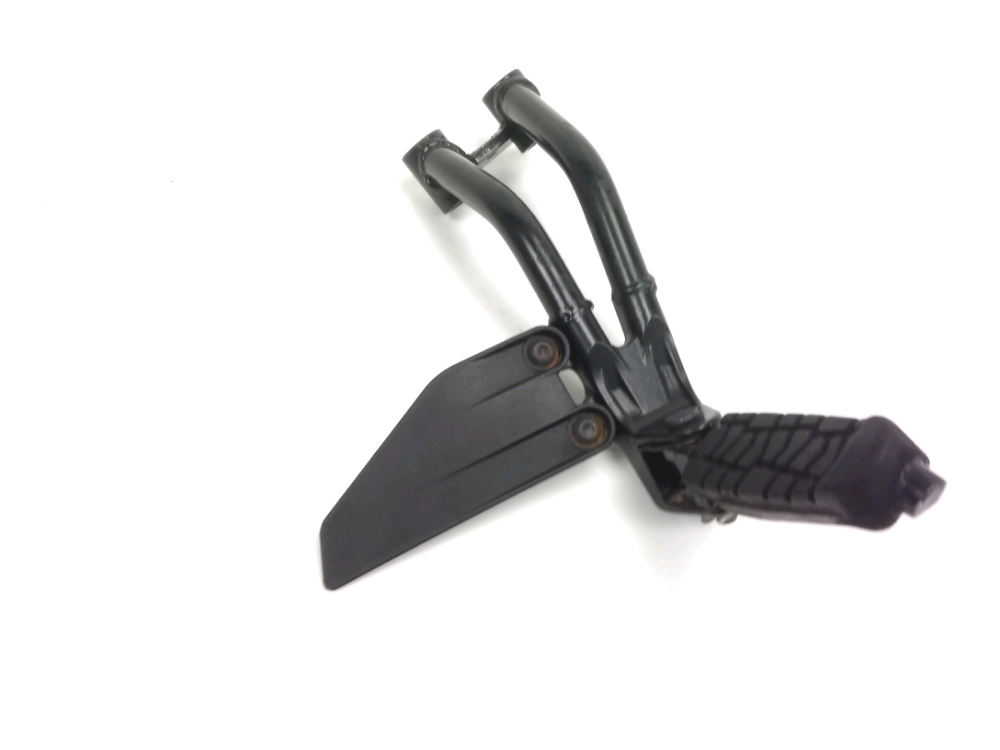 PLATINE ET REPOSE PIEDS ARRIERE DROIT