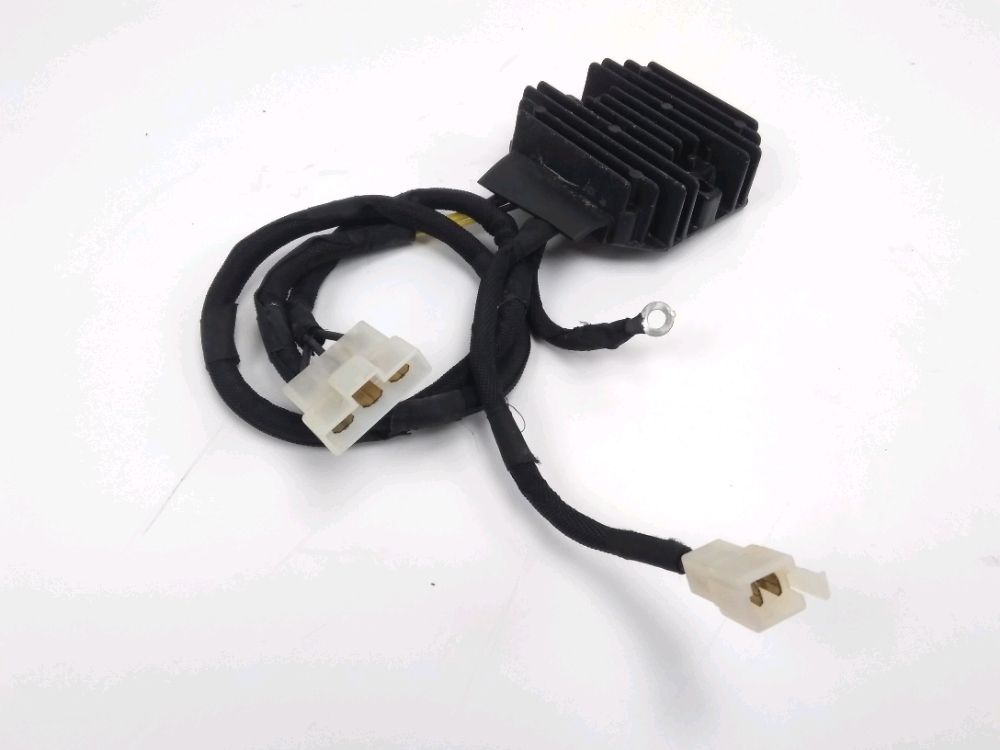 REGULATEUR DE TENSION