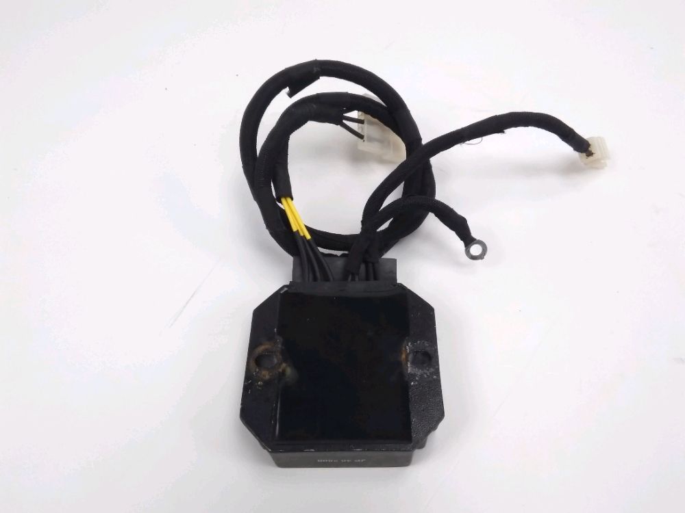 REGULATEUR DE TENSION