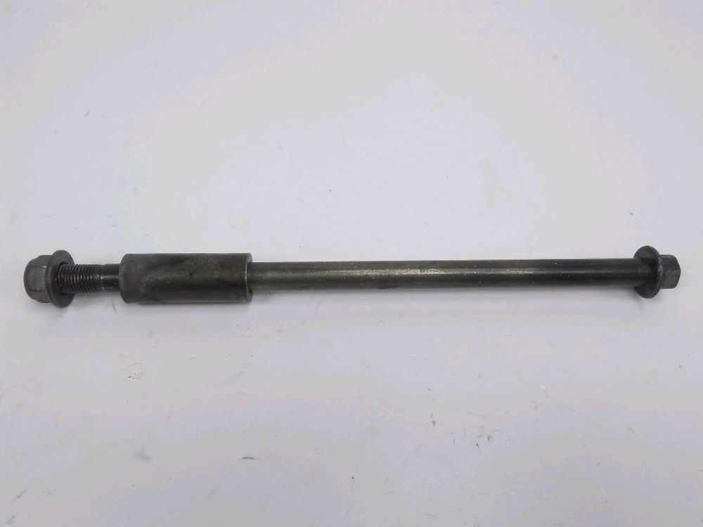 AXE DE ROUE AVANT
