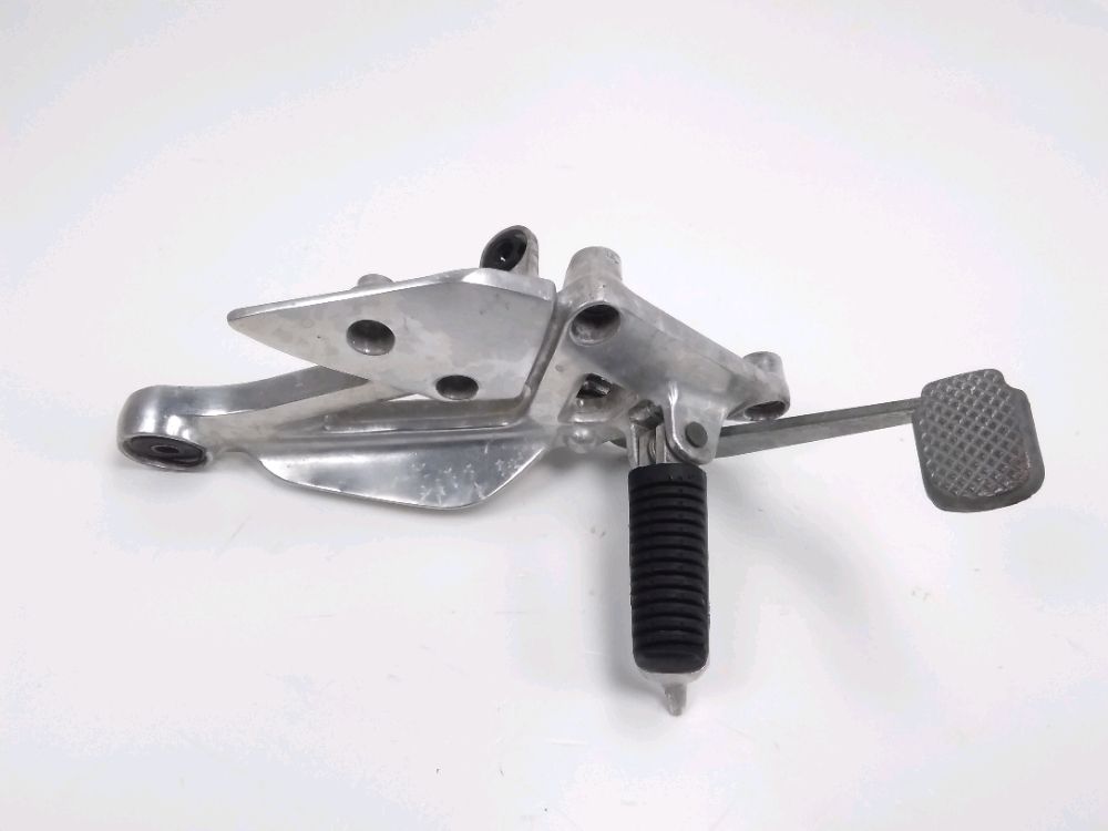 Platine avant droite complete