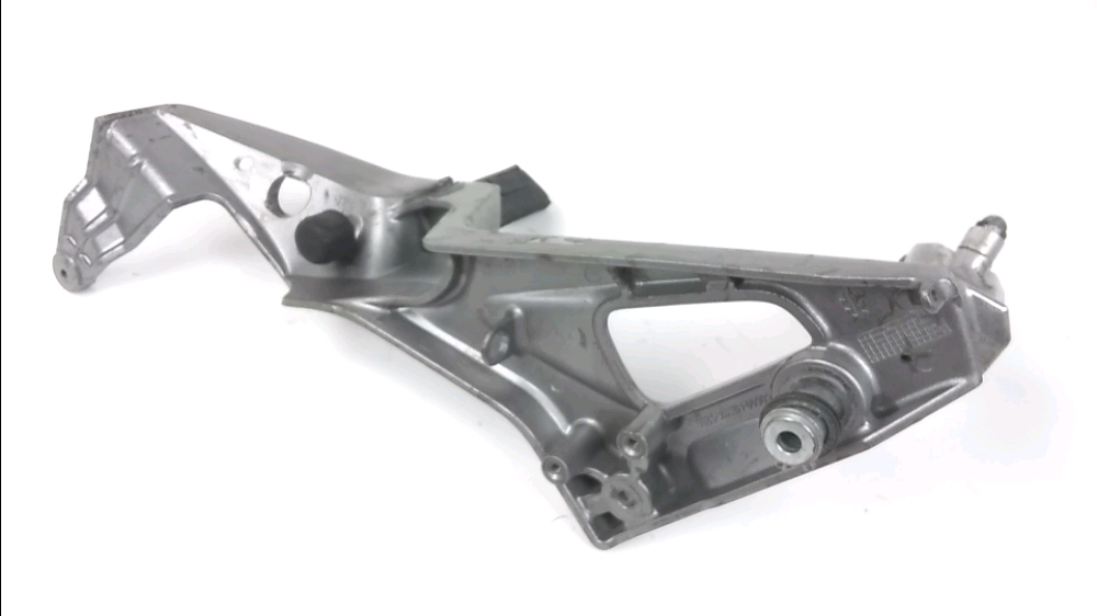 PLATINE AVANT DROITE COMPLETE