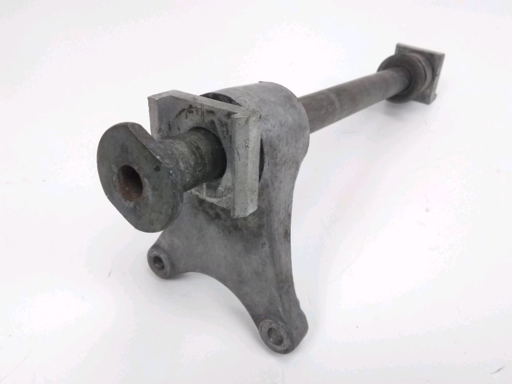 AXE DE ROUE ARRIERE