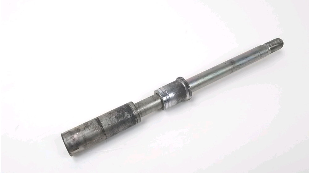 AXE DE ROUE AVANT