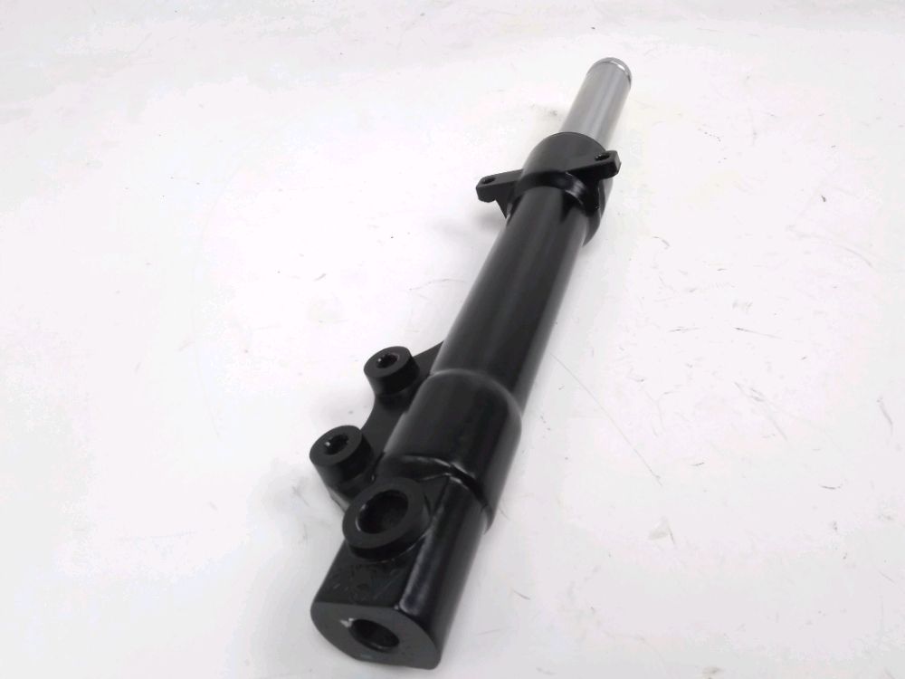 Tube de fourche gauche