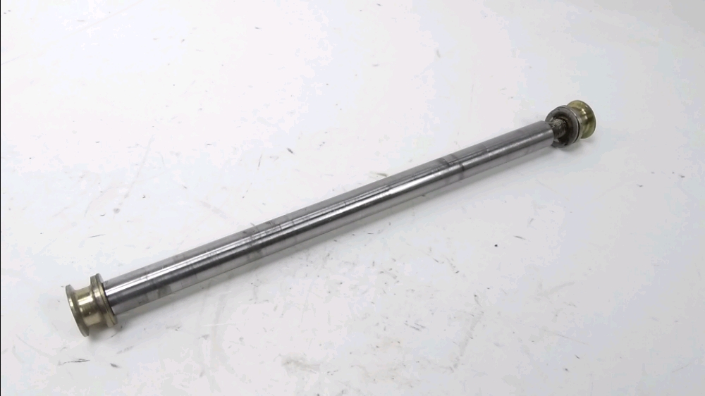 AXE DE ROUE ARRIERE