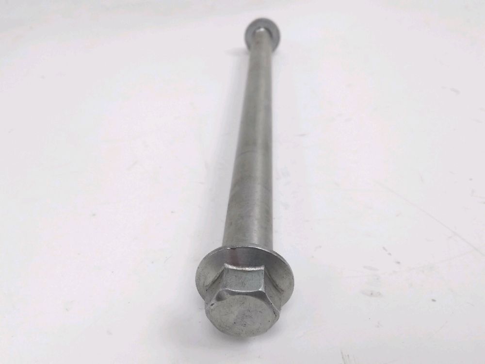 AXE DE ROUE AVANT