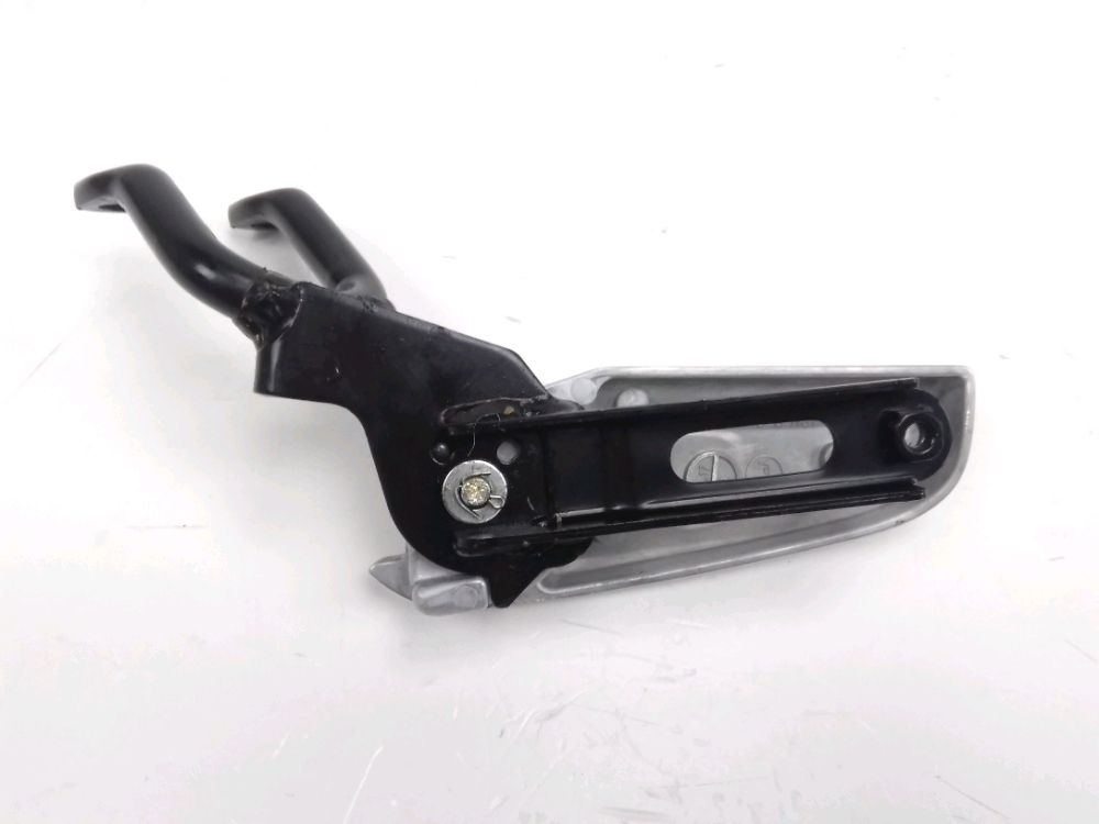 PLATINE ET REPOSE PIEDS ARRIERE DROIT