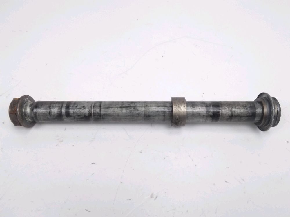 AXE DE ROUE ARRIERE