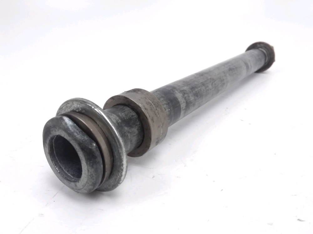 AXE DE ROUE ARRIERE
