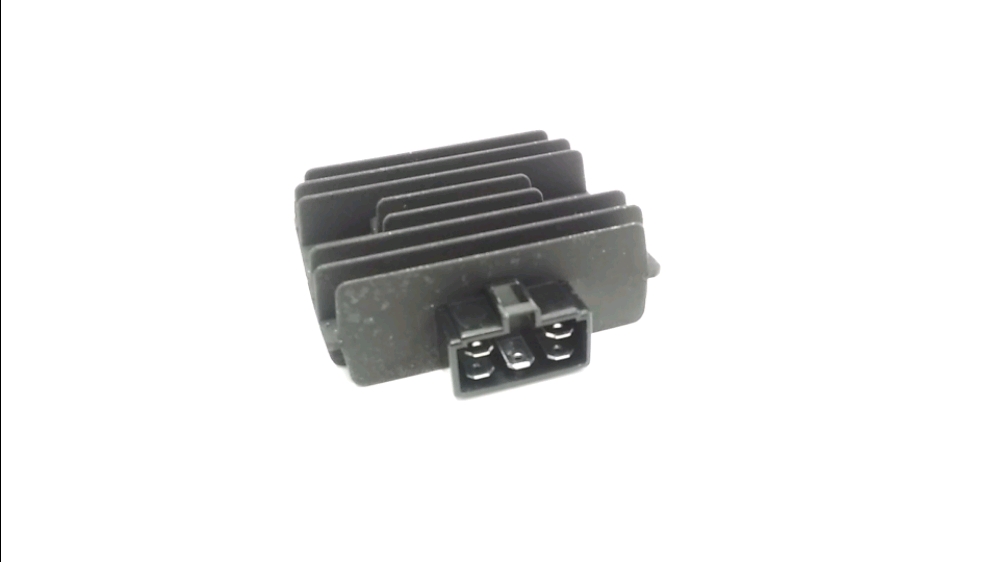 REGULATEUR DE TENSION