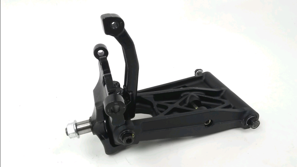 Triangle de suspension avant gauche