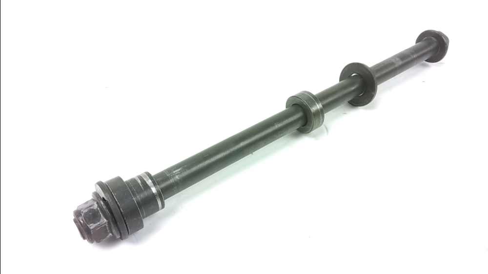 AXE DE ROUE ARRIERE