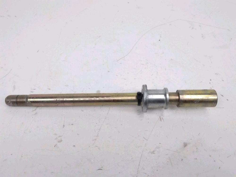 AXE DE ROUE AVANT