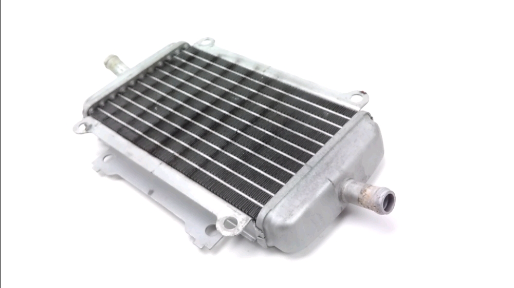 RADIATEUR EAU DROIT