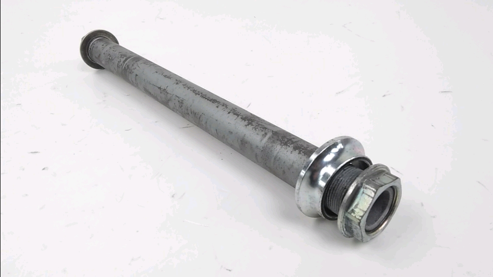 AXE DE ROUE ARRIERE