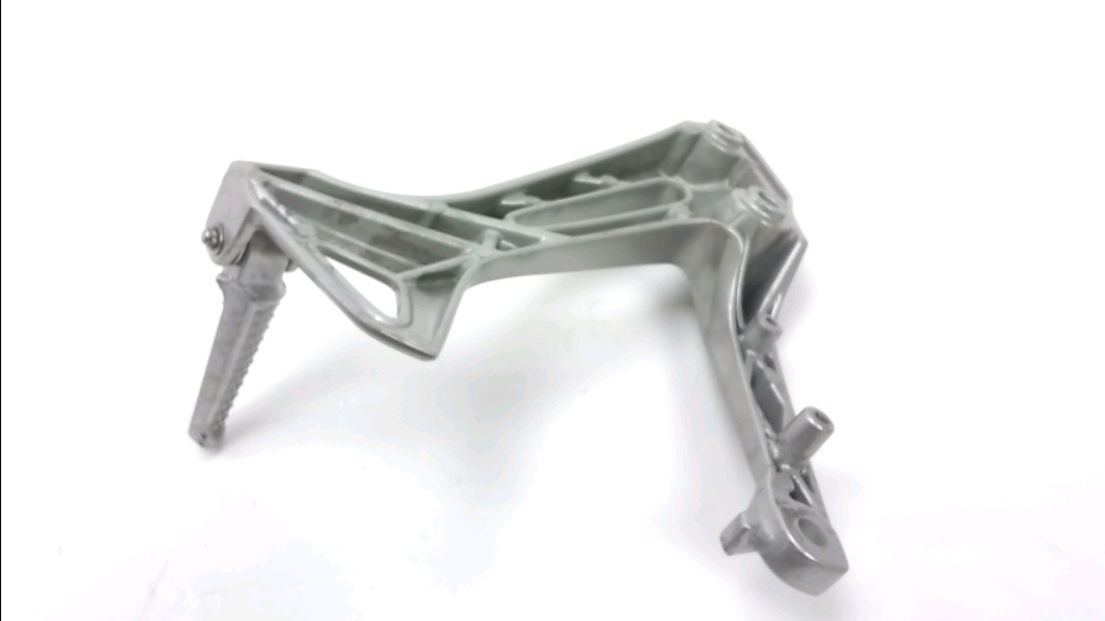 PLATINE ET REPOSE PIEDS ARRIERE DROIT