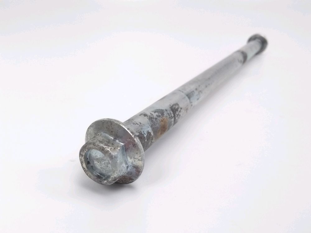 AXE DE ROUE ARRIERE