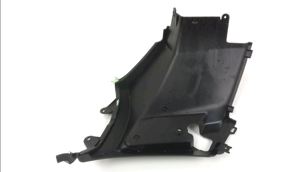 CACHE LATERAL GAUCHE