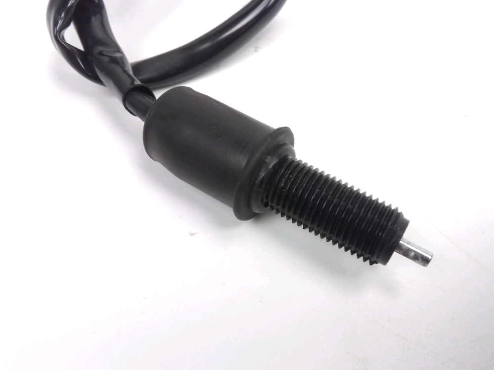 CONTACTEUR DE STOP AR