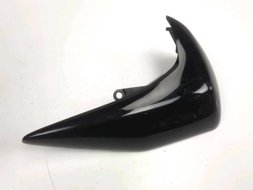 CARENAGE AVANT DROIT