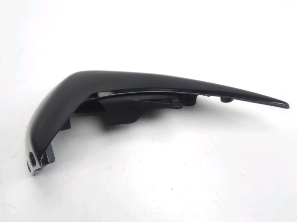 CARENAGE AVANT DROIT