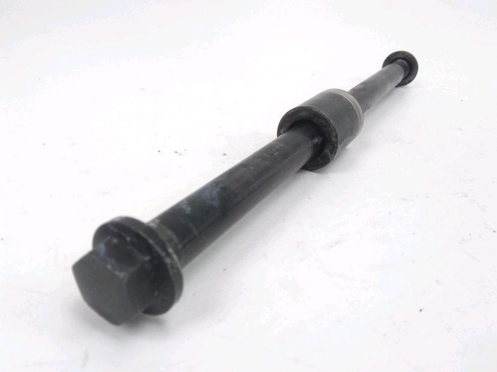 AXE DE ROUE ARRIERE