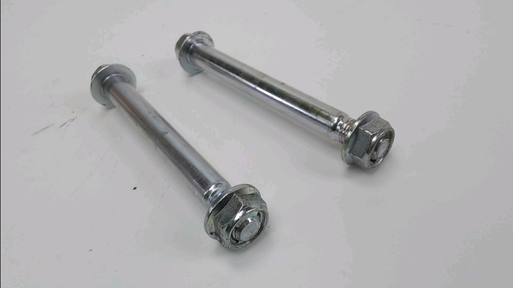 AXE DE ROUE AVANT