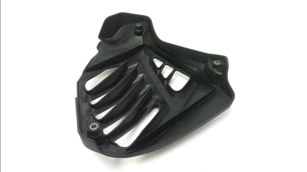 GRILLE DE RADIATEUR