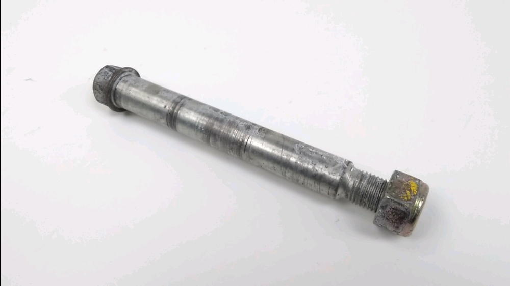 AXE DE ROUE AVANT