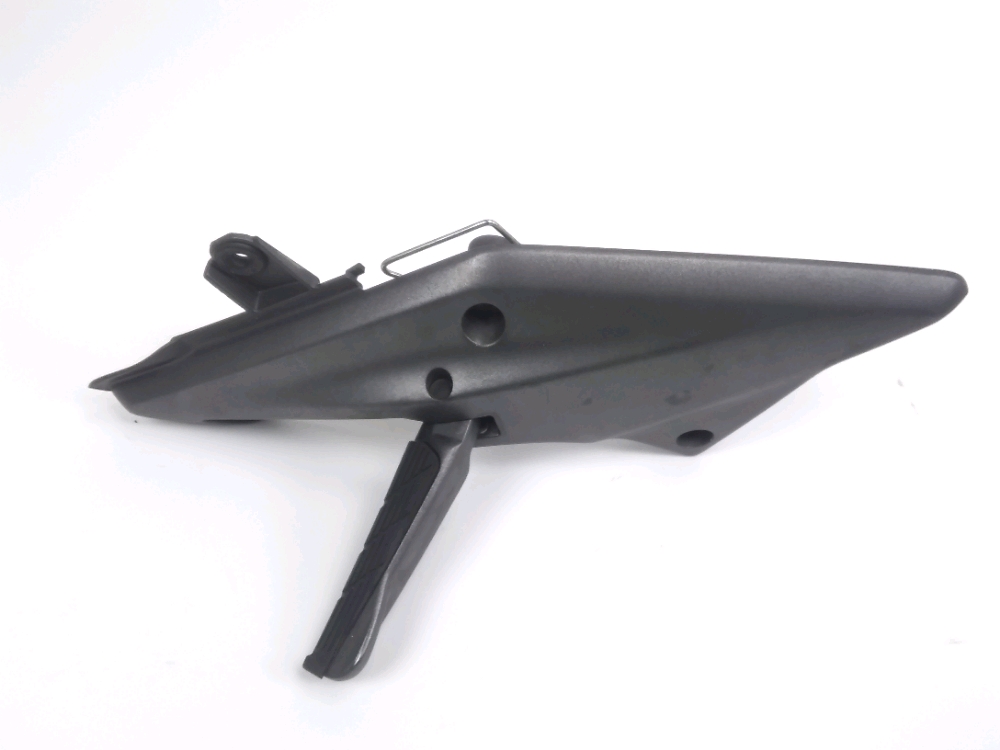 PLATINE ET REPOSE PIEDS ARRIERE DROIT