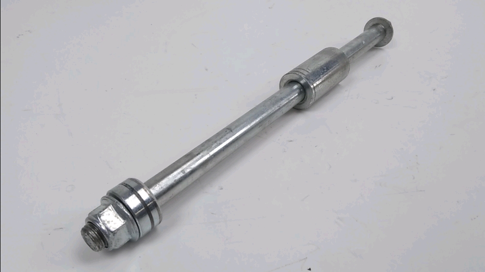 AXE DE ROUE ARRIERE