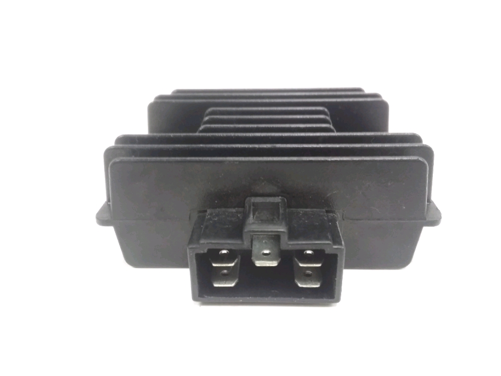 REGULATEUR DE TENSION