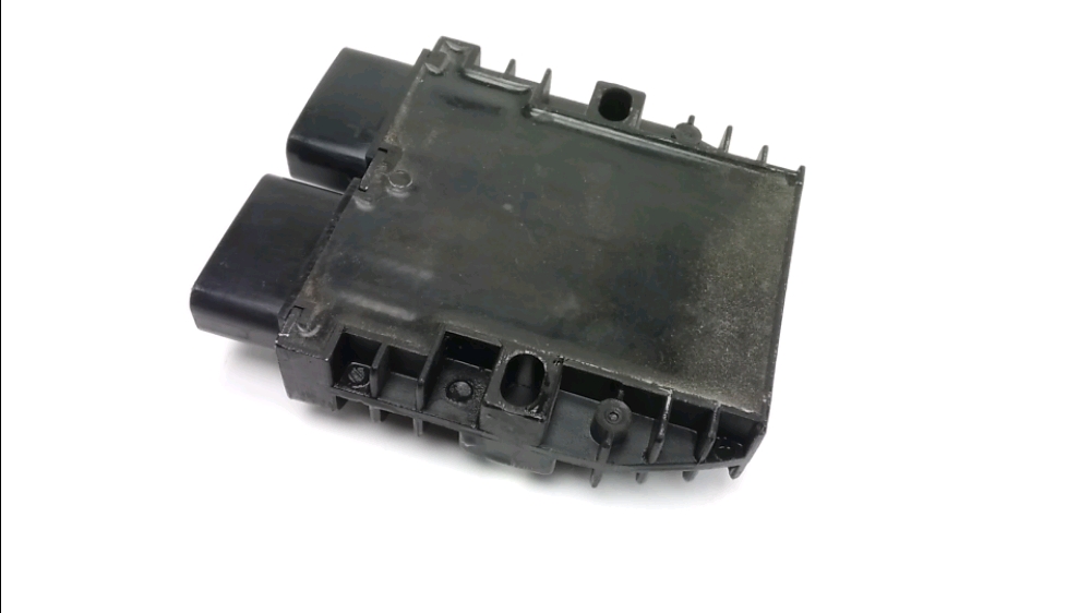 REGULATEUR DE TENSION